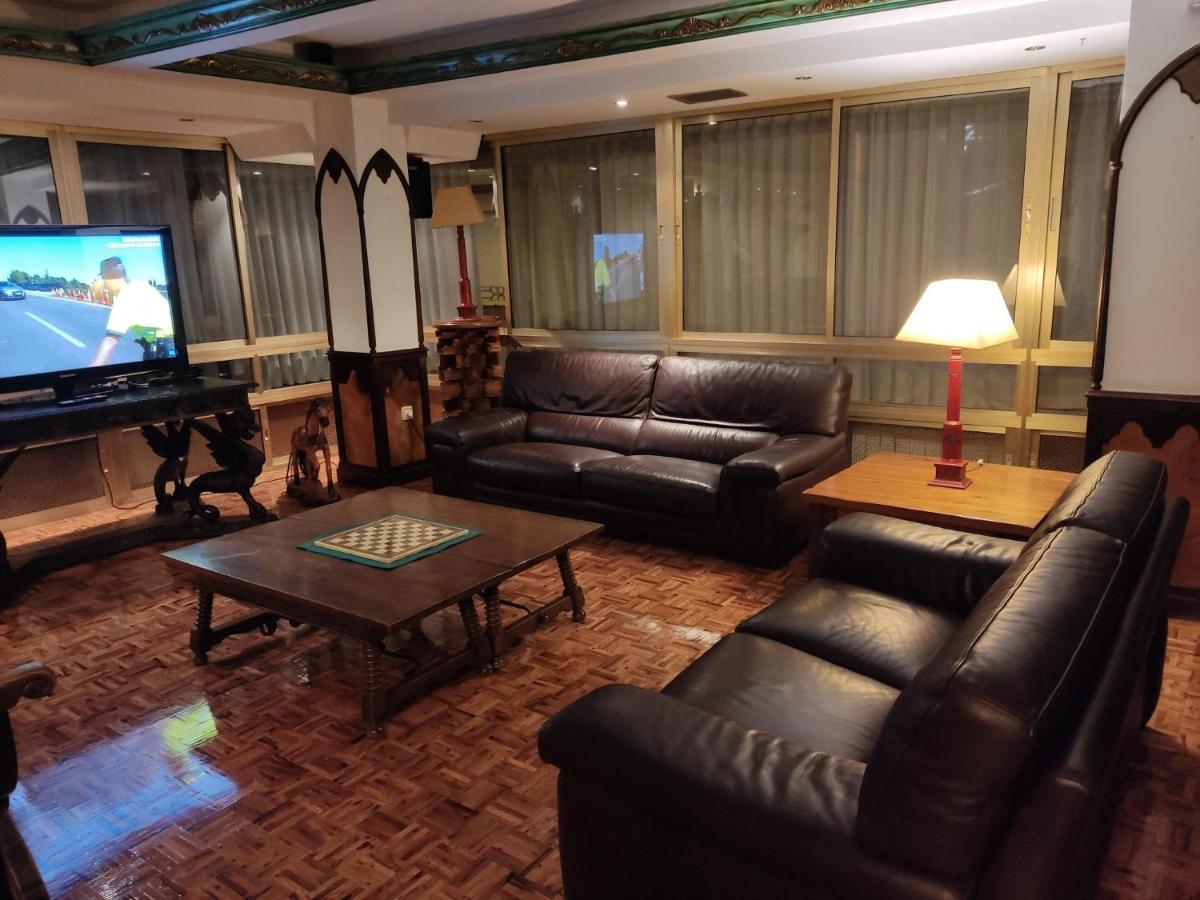 Hotel Julia Aranda de Duero Ngoại thất bức ảnh