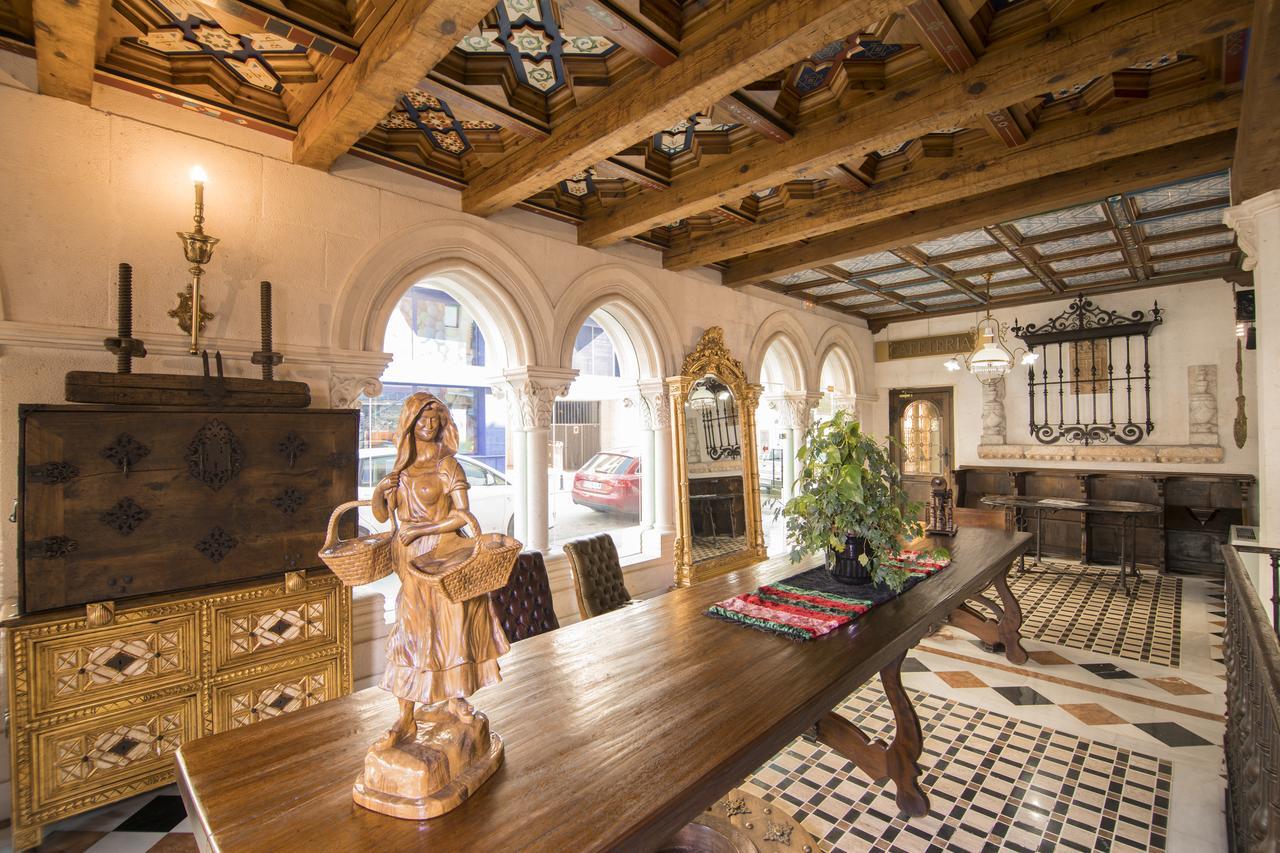 Hotel Julia Aranda de Duero Ngoại thất bức ảnh